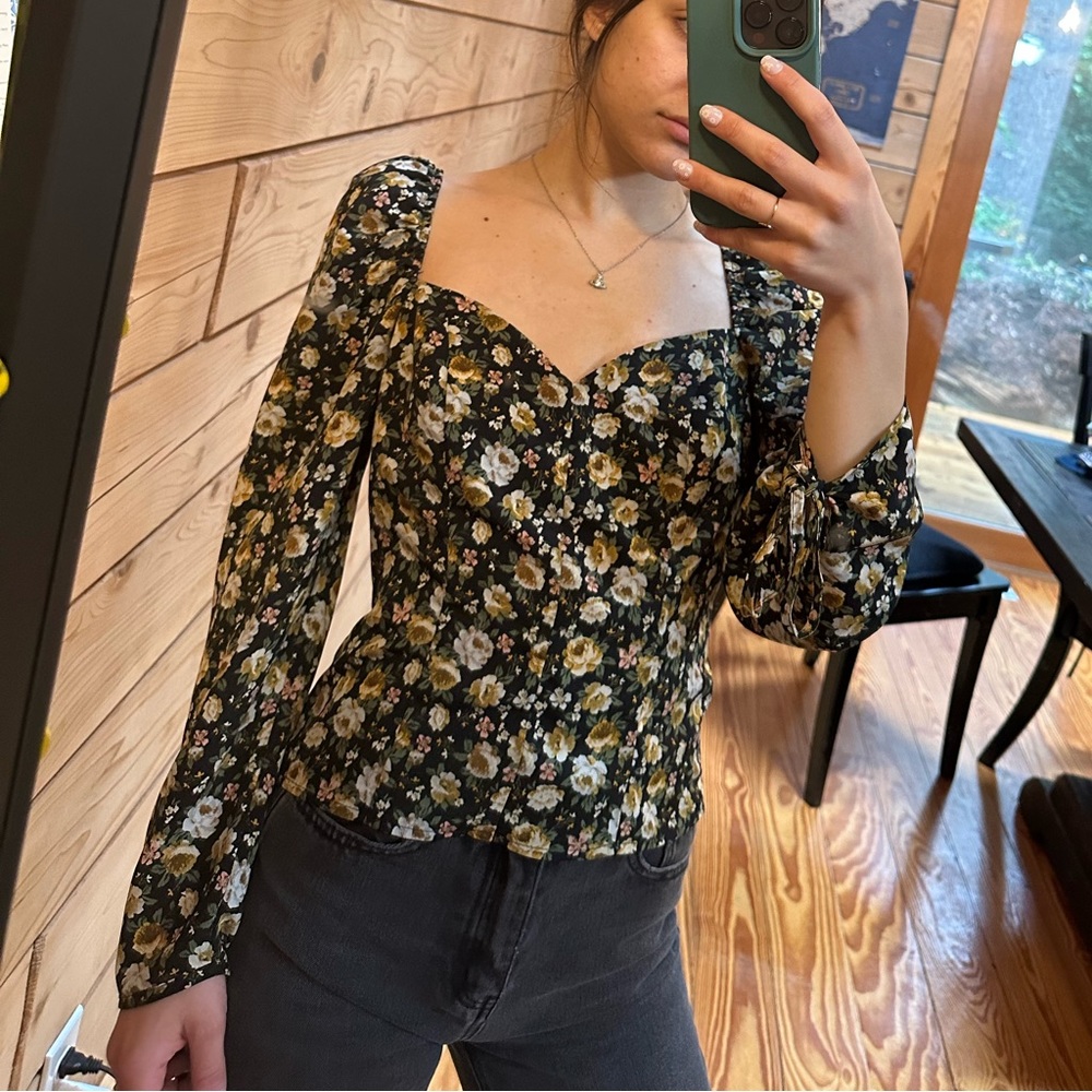 TopShop floral puff sleeve top